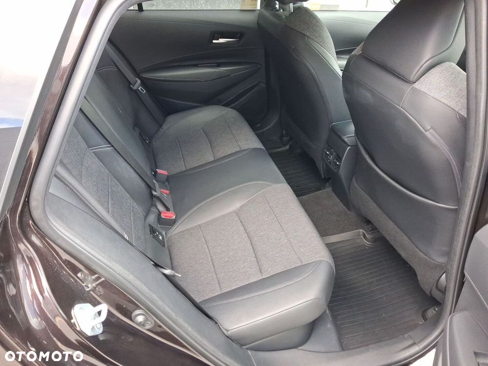 Toyota Corolla 1.8 Hybrid Comfort - 12