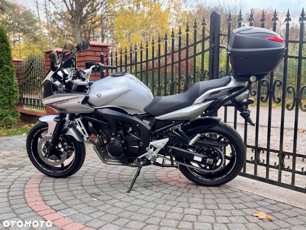 Yamaha FZ6 - 7