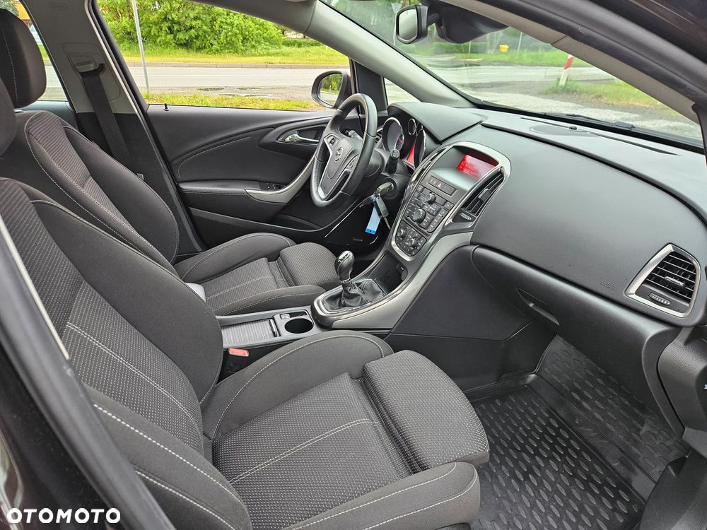 Opel Astra - 9