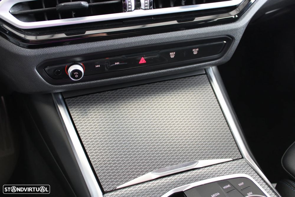 BMW 320 d Touring Pack M Auto - 19