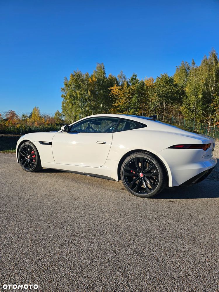 Jaguar F-Type 2.0 Turbo R-Dynamic - 3
