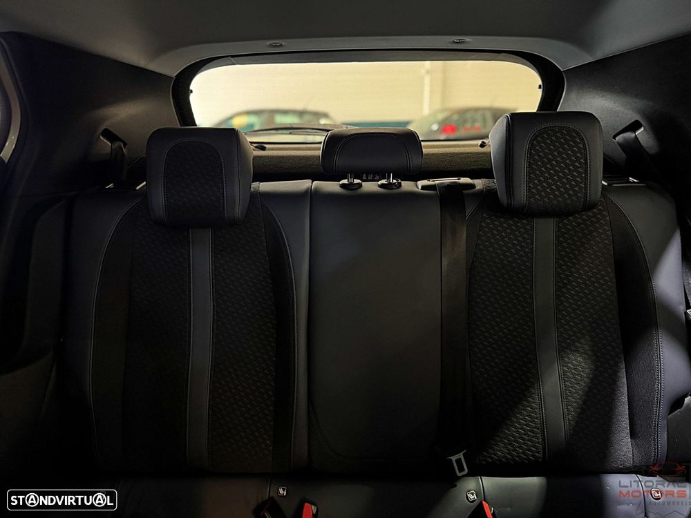 Peugeot 2008 1.2 PureTech Allure Pack - 38