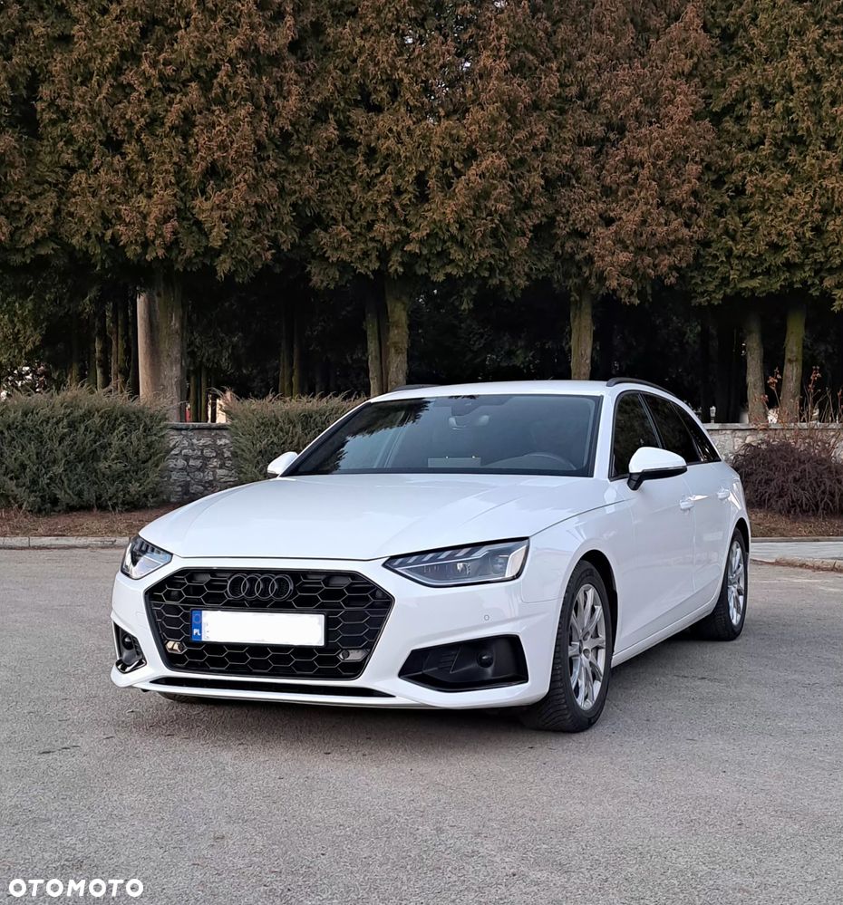 Audi A4 Avant 35 TDI mHEV S tronic - 2