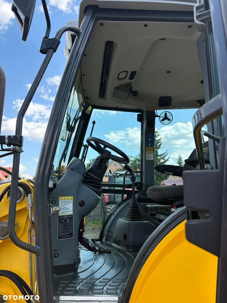 New Holland B115C - 36