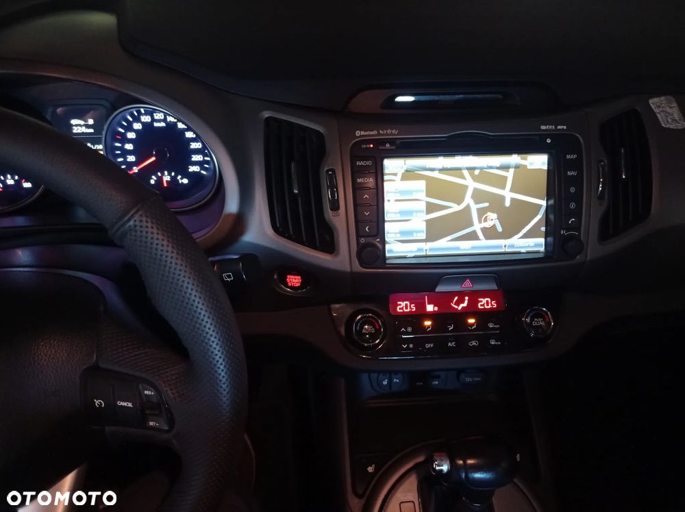 Kia Sportage 2.0 CRDI XL AWD - 28