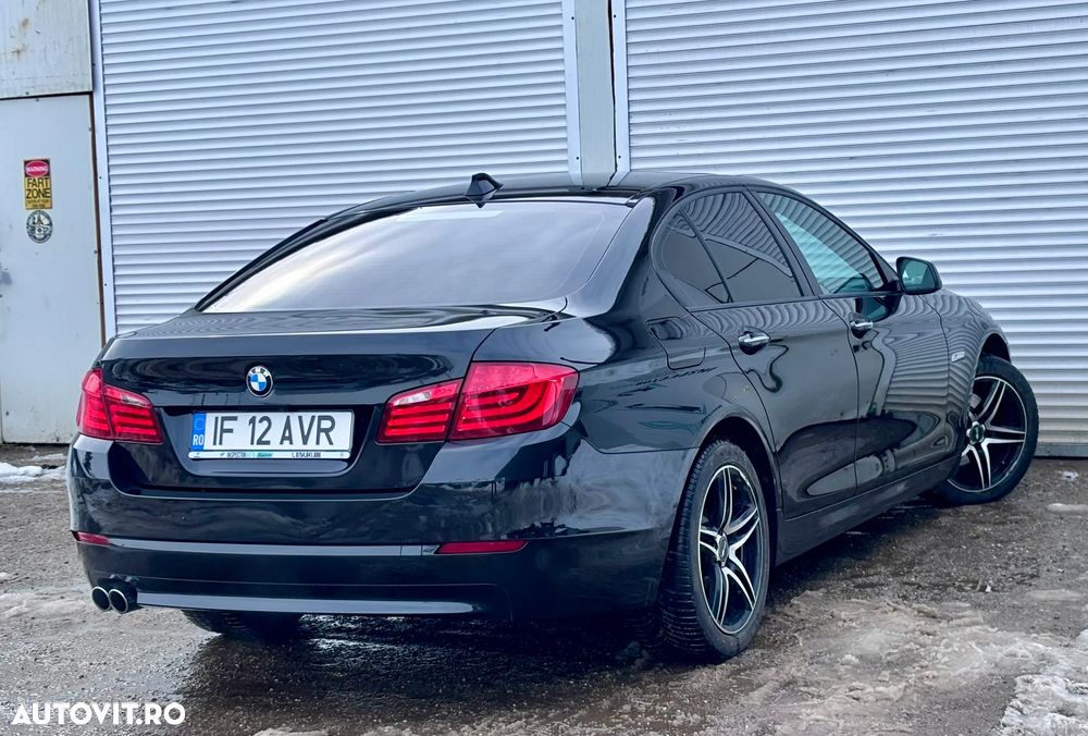 BMW Seria 5 ver-520d-aut- - 15