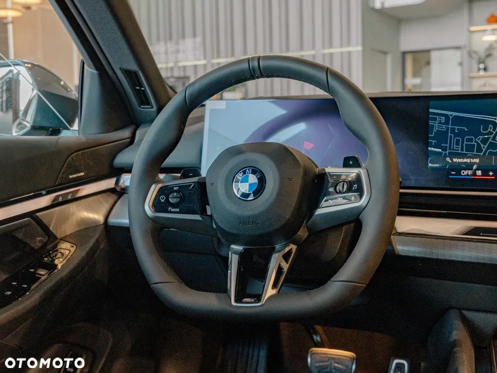 BMW Seria 5 520d xDrive - 9