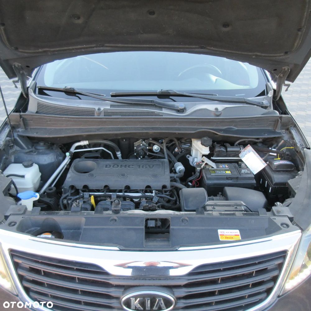 Kia Sportage 2.0 L 2WD - 33