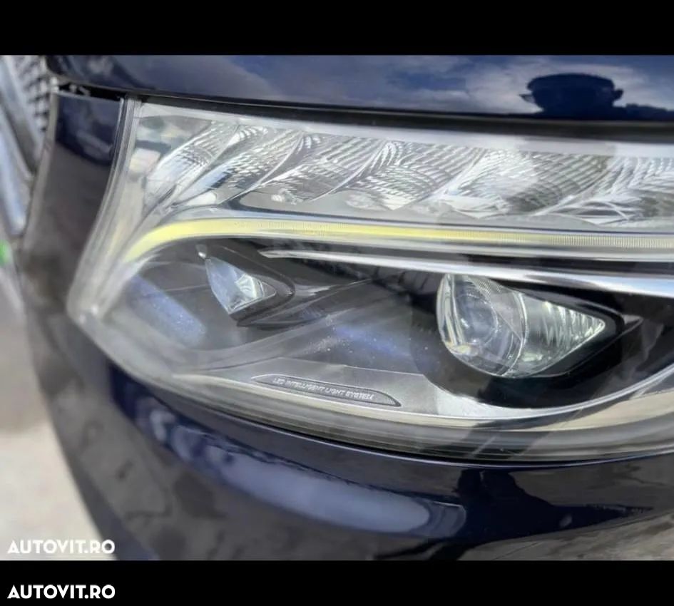 Mercedes-Benz V - 27