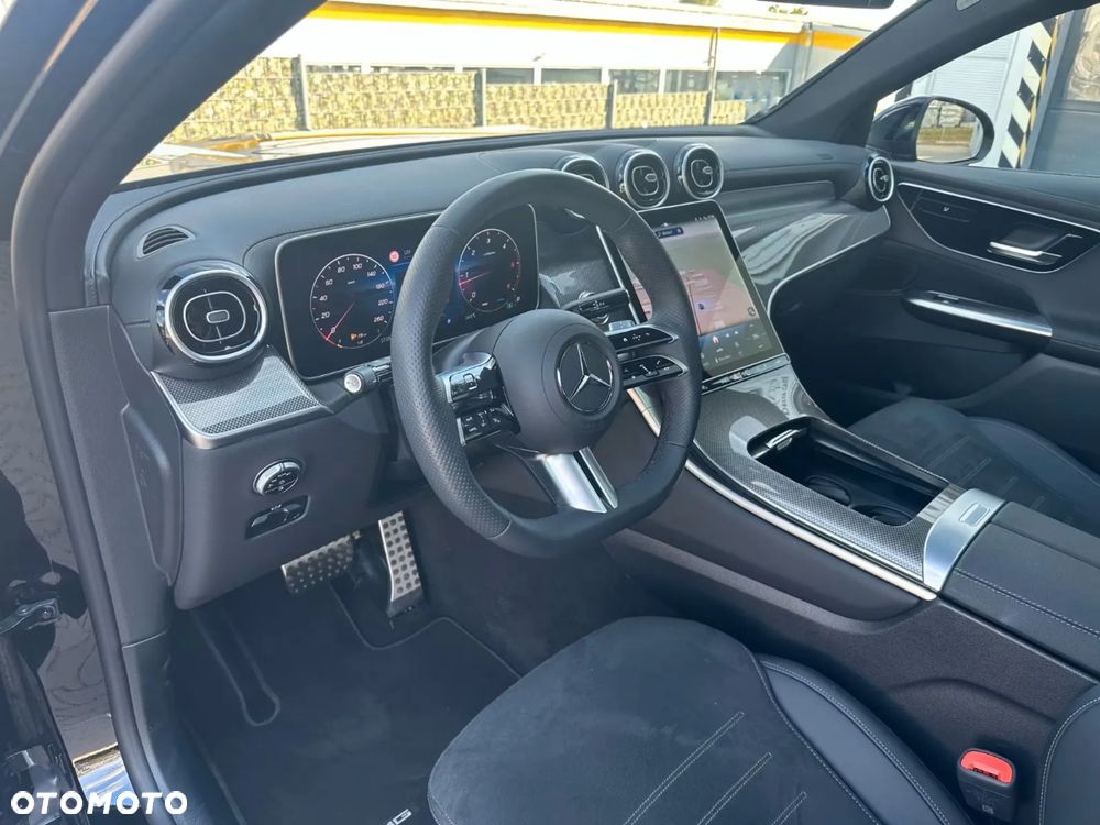 Mercedes-Benz GLC Coupe 220 d mHEV 4-Matic AMG Line - 22
