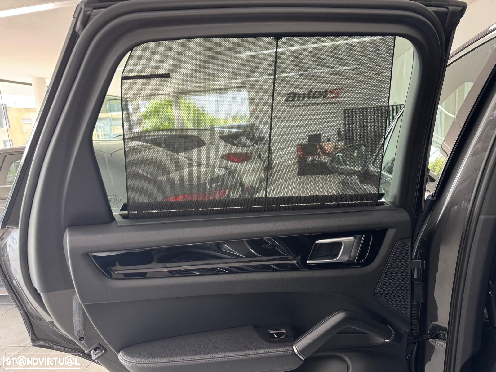 Porsche Cayenne E-Hybrid - 16