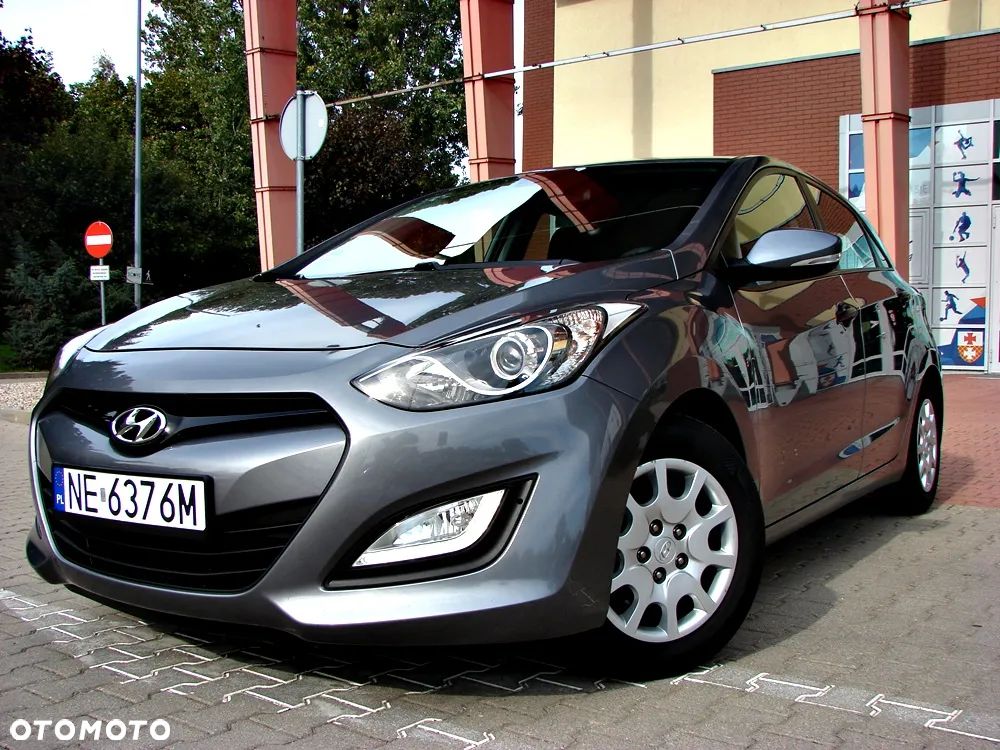 Hyundai i30 1.4 Intro Edition - 9