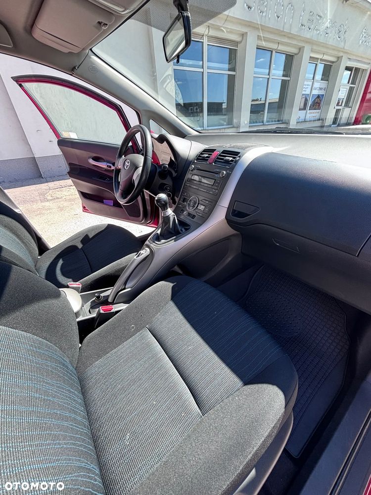 Toyota Auris 1.6 VVT-i Premium - 9