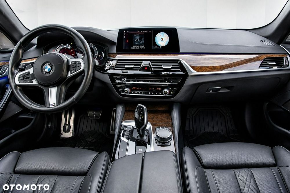 BMW Seria 5 530i M Sport sport - 18
