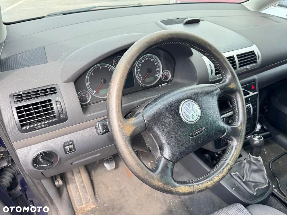 Volkswagen Sharan 2003 poj. 1.9 TDI kod silnika ASZ kod skrzyni FUKS kod lakieru ED5Q - 6