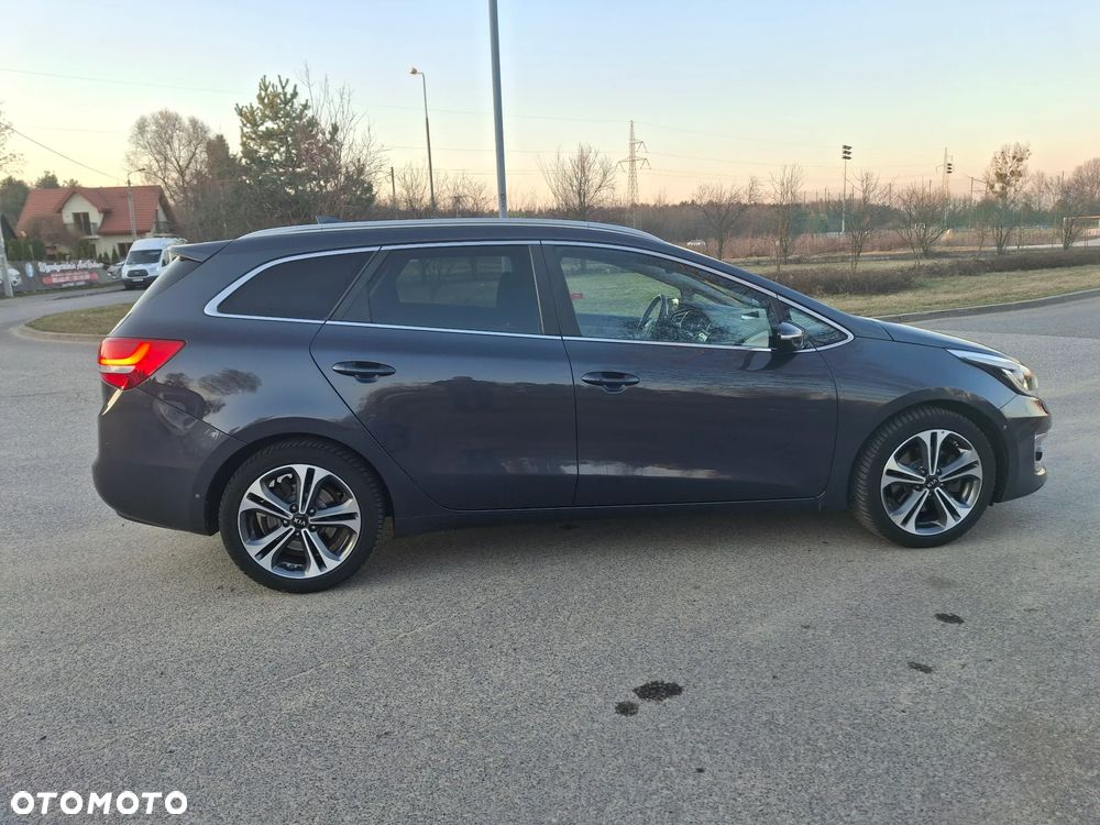 Kia Ceed 1.6 CRDi GT Line - 10