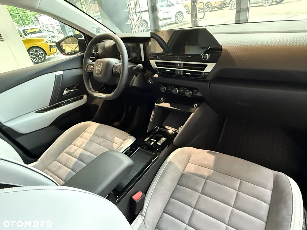 Citroën C4 1.2 mHEV Max eDCT6 - 8