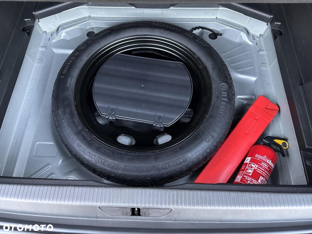 Opel Grandland X 1.2 T GPF Design Line S&S - 17