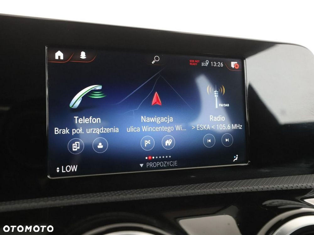Mercedes-Benz CLA 200 d Progressive 8G-DCT - 24