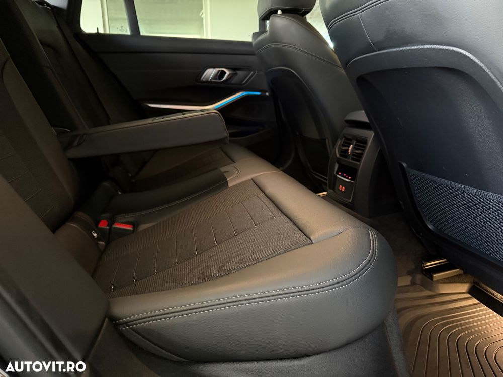 BMW Seria 3 320e Touring Aut. M Sport - 33