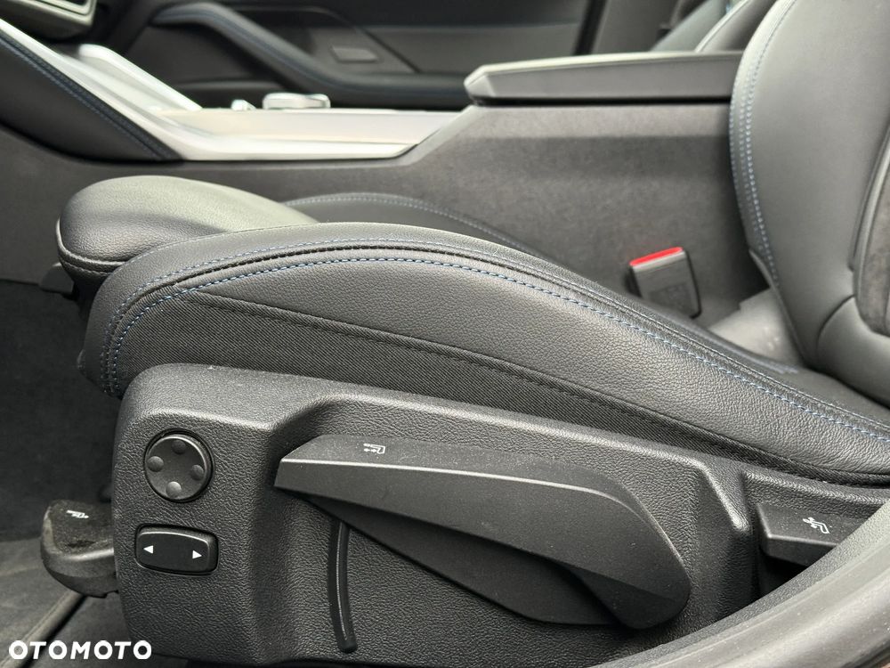 BMW Seria 4 420d xDrive M Sport - 29