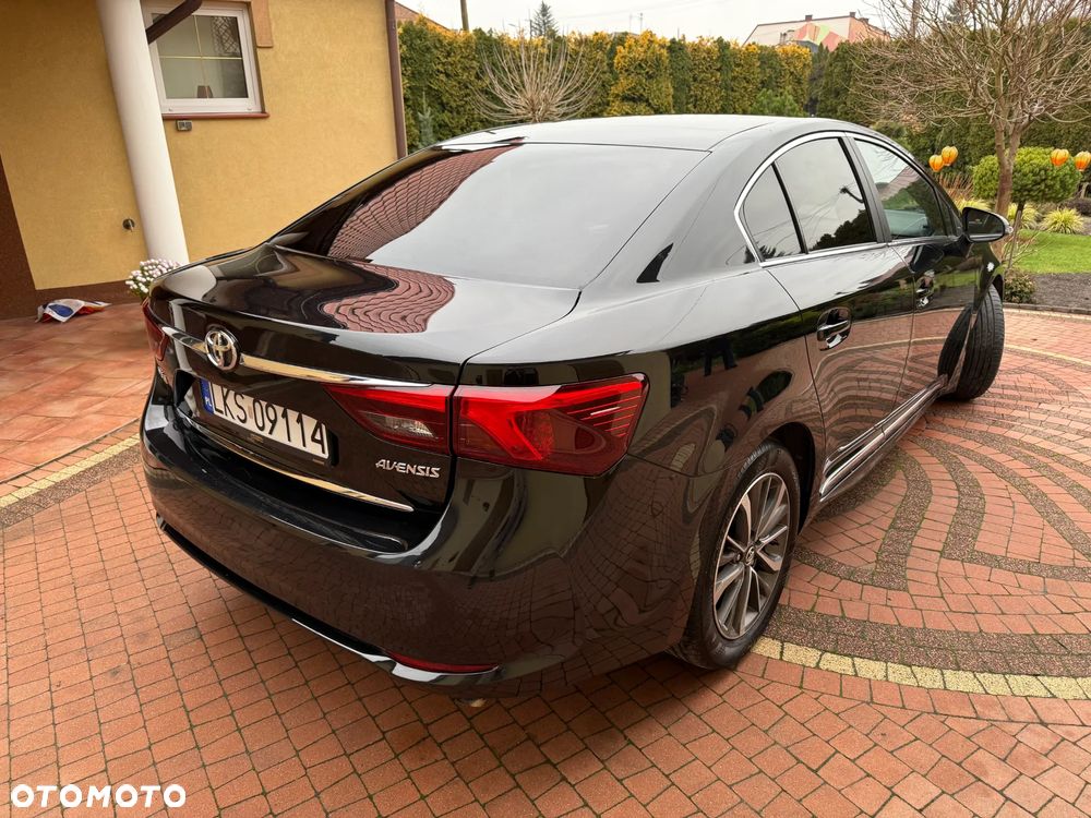 Toyota Avensis 2.0 D-4D Prestige - 8