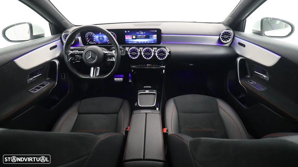 Mercedes-Benz A 200 Limousine d AMG Line Aut. - 13