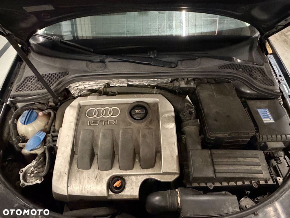 Audi A3 3-drzwiowe 1.9 TDI Attraction - 15
