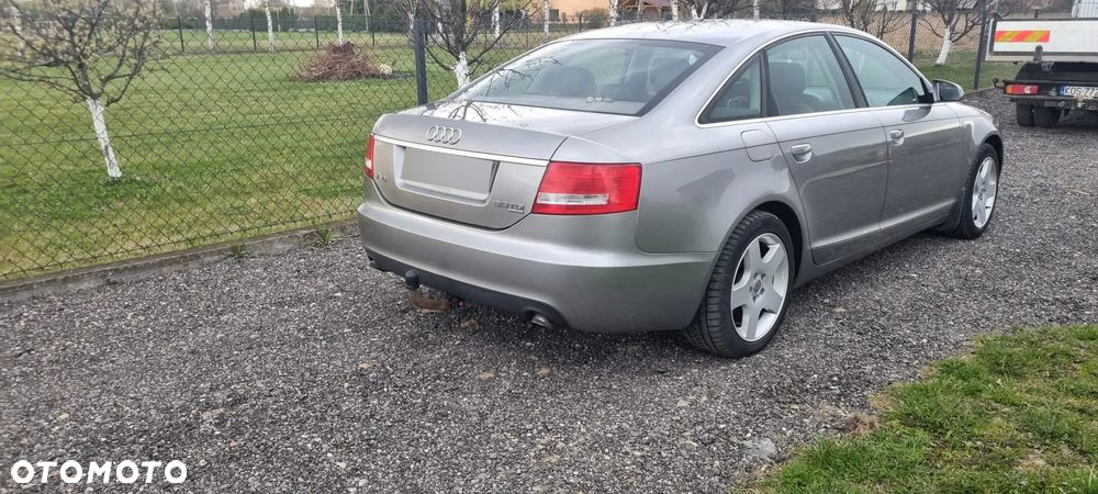 Audi A6 - 4