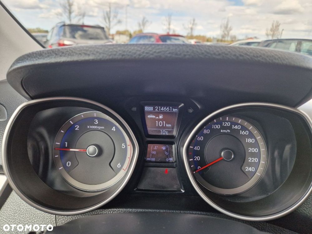 Hyundai i30 1.6 CRDi Premium - 11