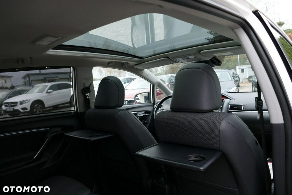 Toyota Verso 1.6 D-4D Premium - 37