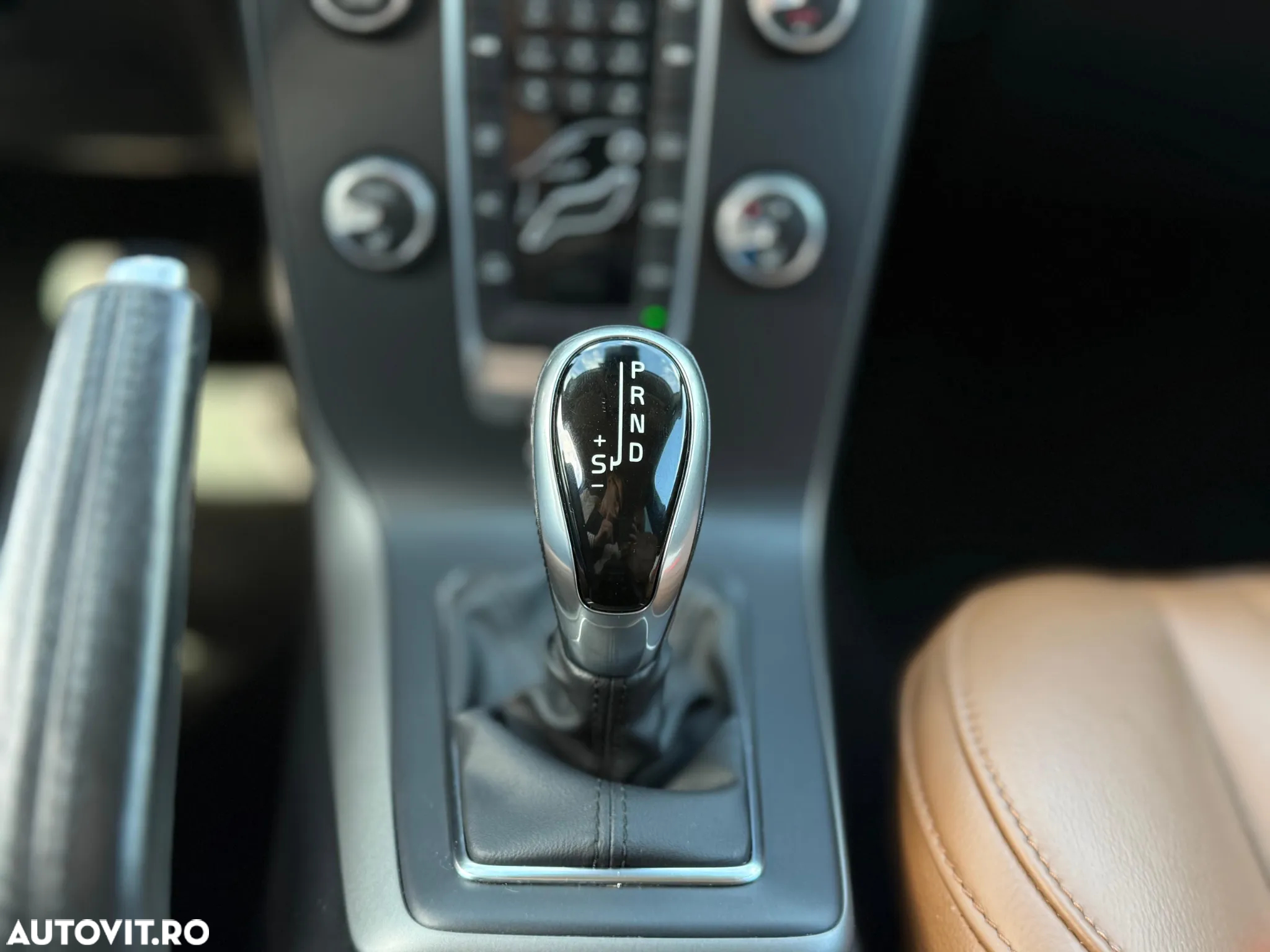 Volvo V40 D2 DRIVe Aut. Kinetic - 11
