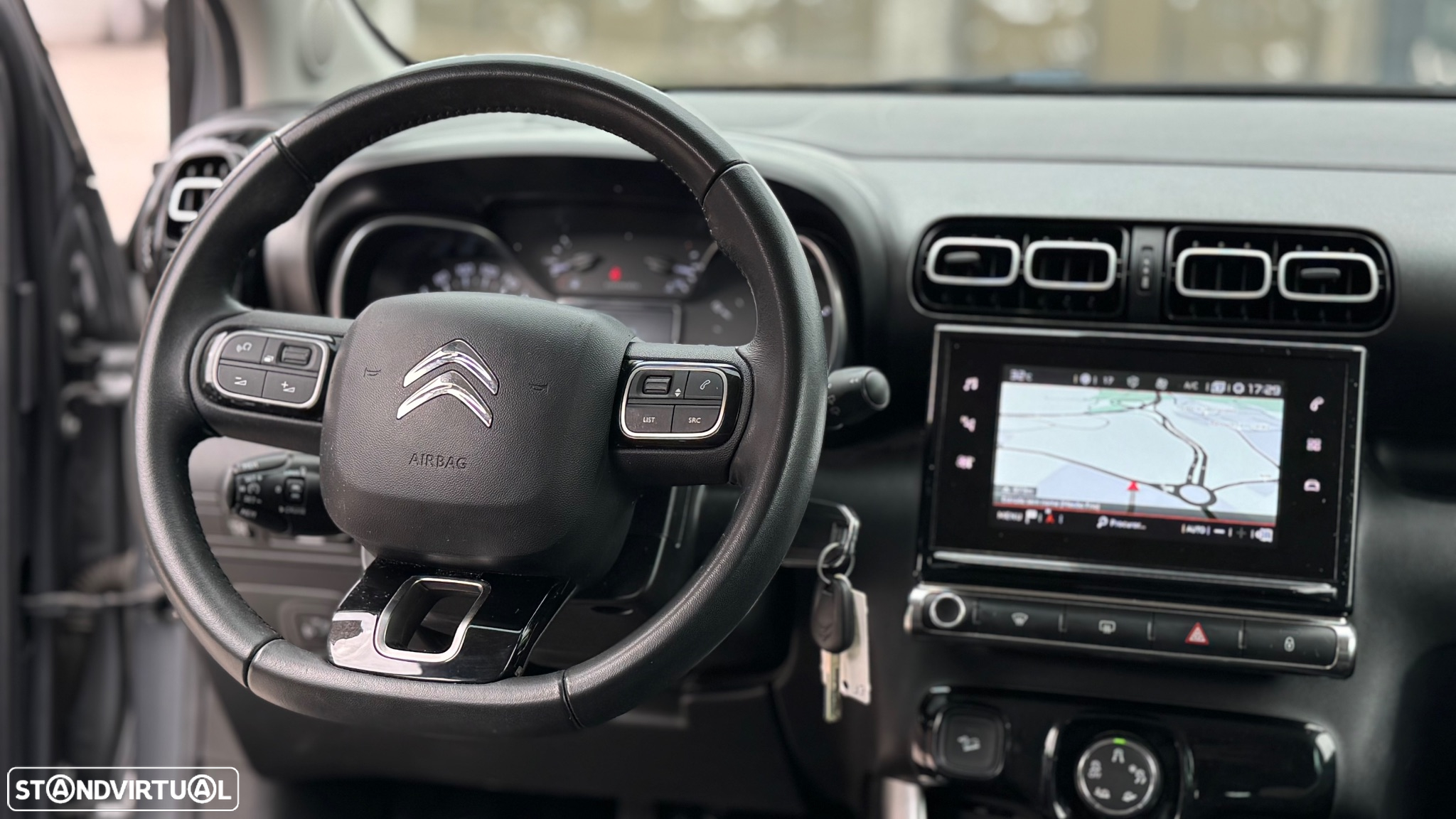 Citroën C3 Aircross 1.2 PureTech Shine Pack - 9