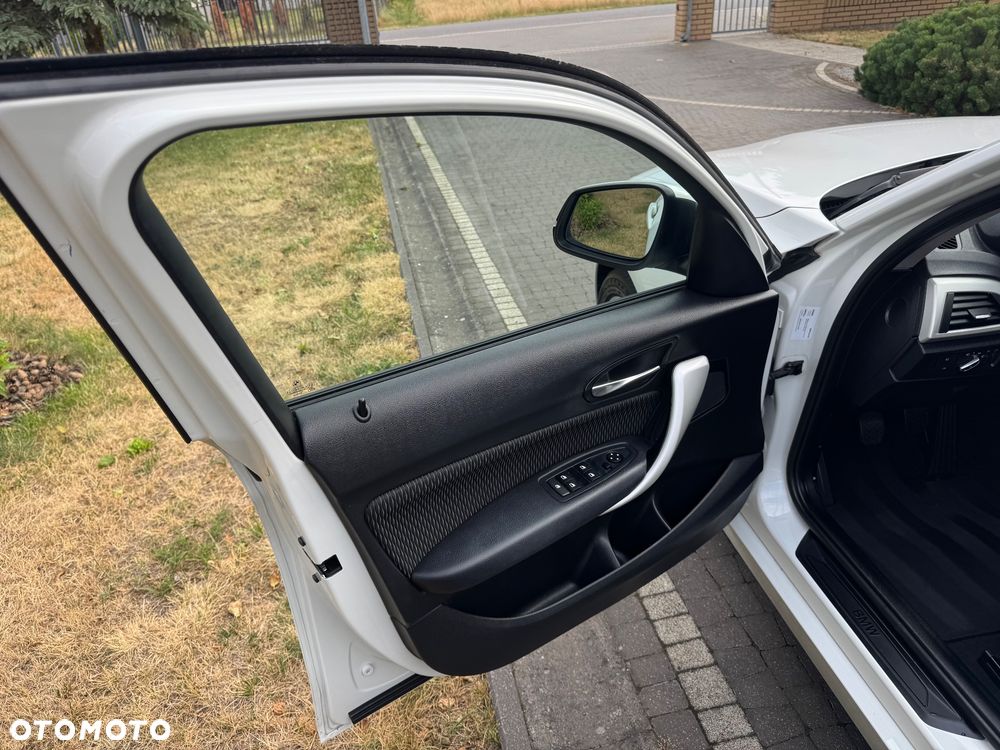 BMW Seria 1 116d - 16
