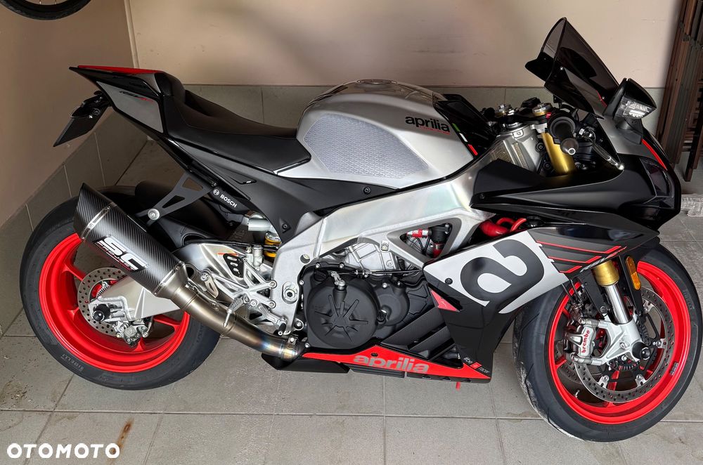 Aprilia RSV - 10