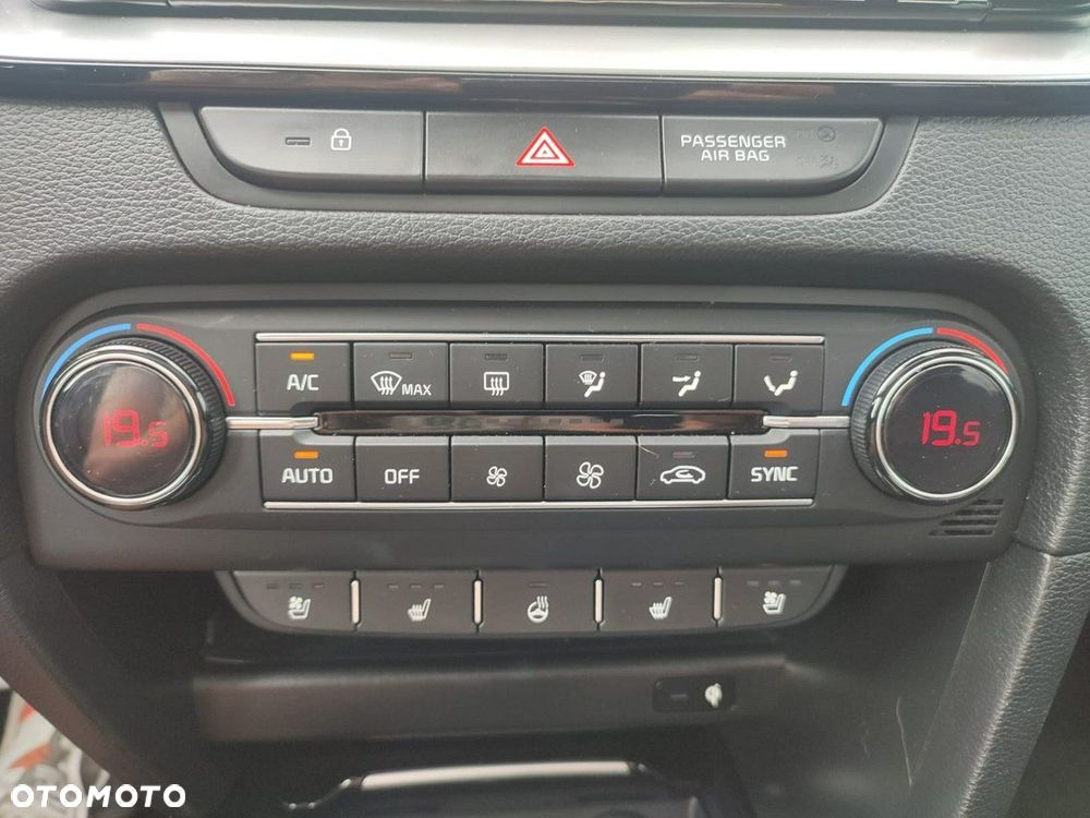 Kia XCeed - 8