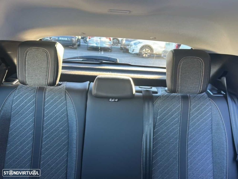 Peugeot 208 1.2 PureTech Allure - 10