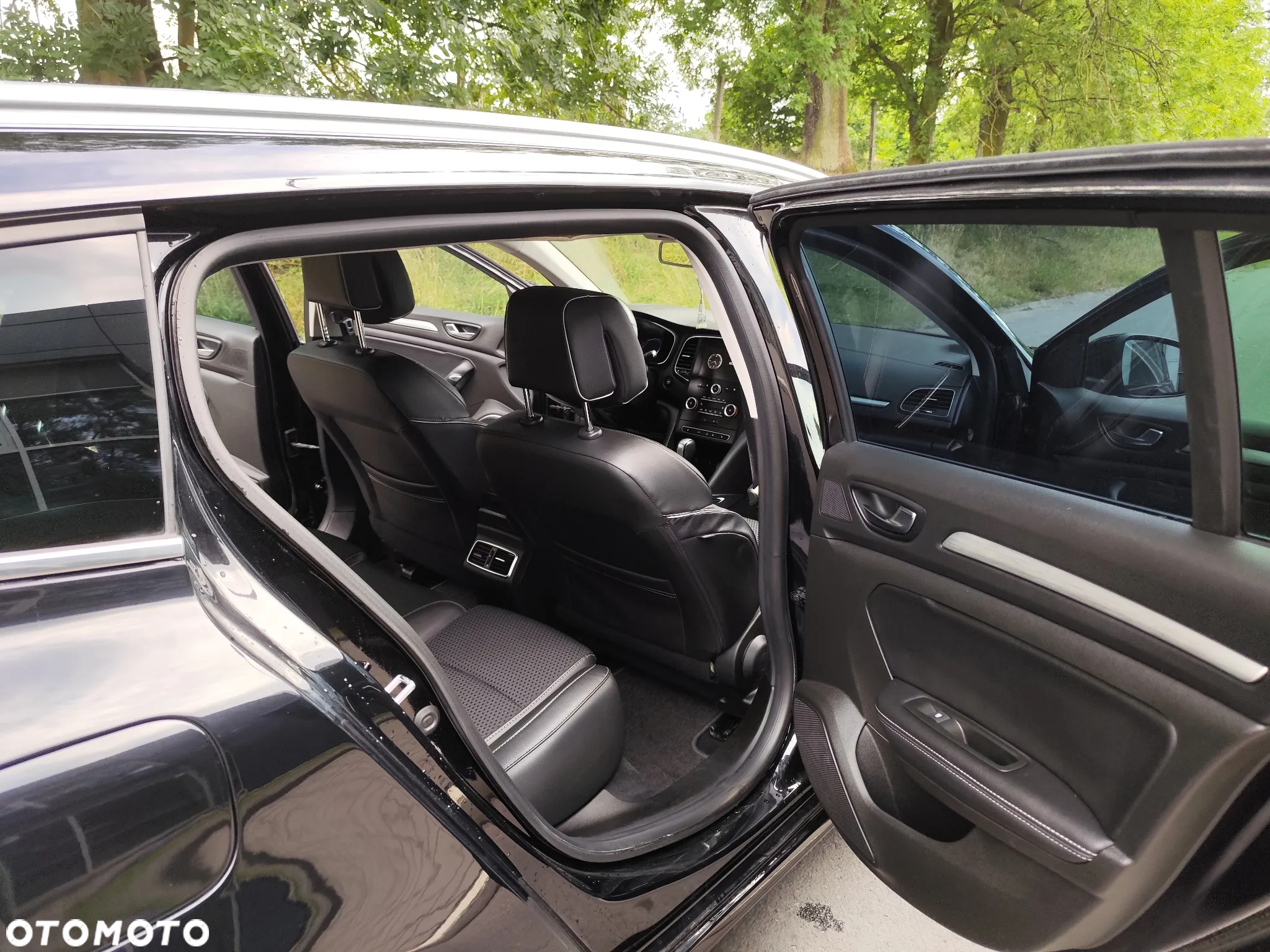 Renault Megane Grandtour ENERGY TCe 160 EDC BOSE EDITION - 15