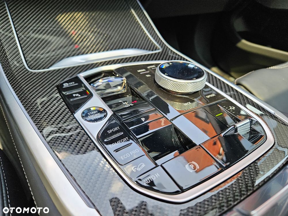 BMW X7 - 37