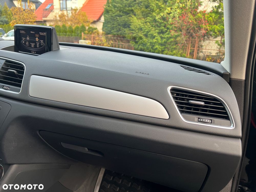 Audi Q3 2.0 TDI Design - 33