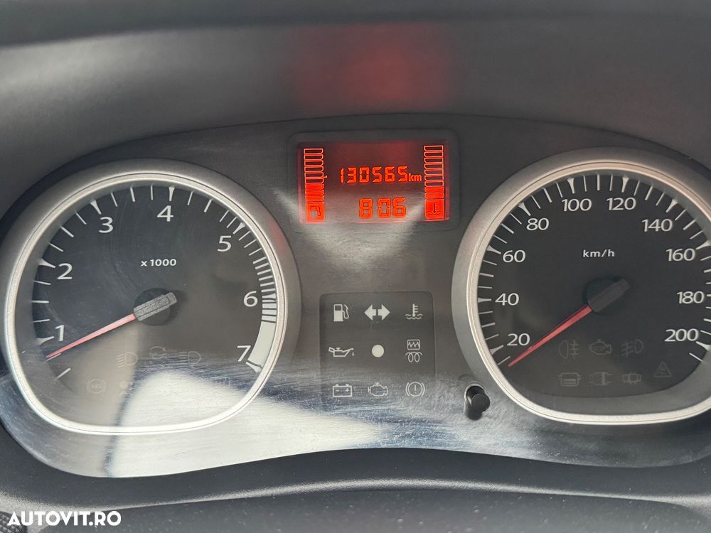 Dacia Duster 1.5 dCi 4x2 Laureate - 10