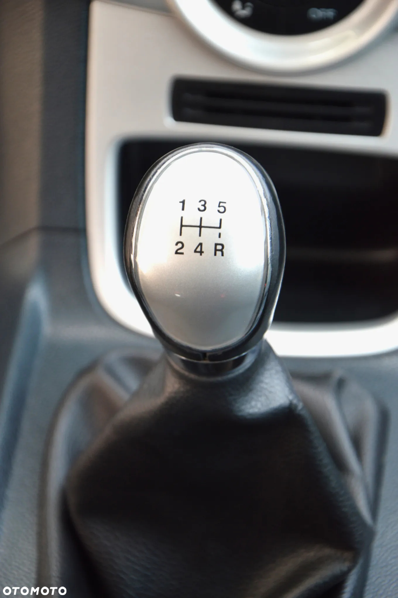 Ford Fiesta - 17