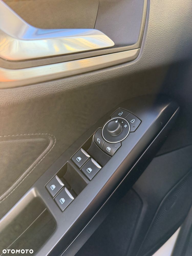 Ford Focus - 21