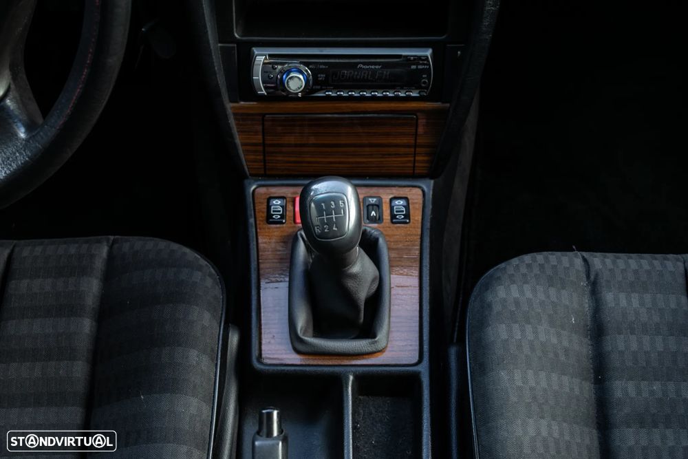 Mercedes-Benz W201 (1982-1993) 190 E 1.8 - 22