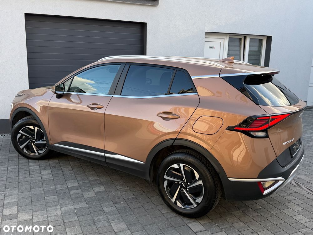 Kia Sportage 1.6 T-GDI HEV Business Line 2WD - 25