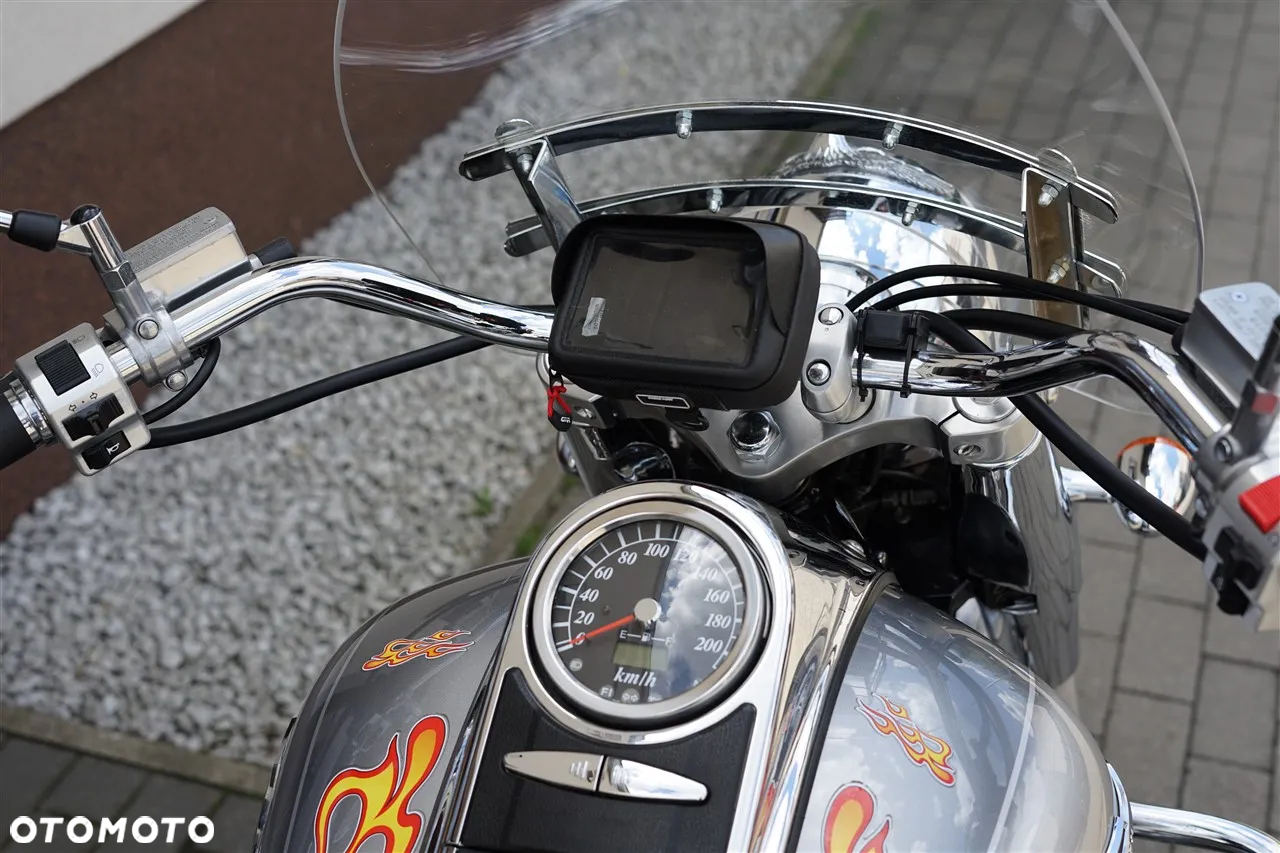 Suzuki VL 1500 Intruder LC - Boulevard C90 - 18