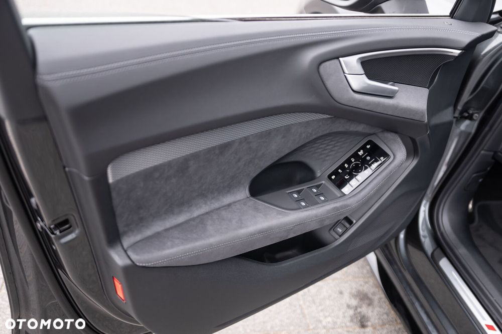 Audi A5 Limousine - 12