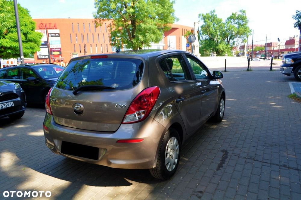 Hyundai i20 - 3