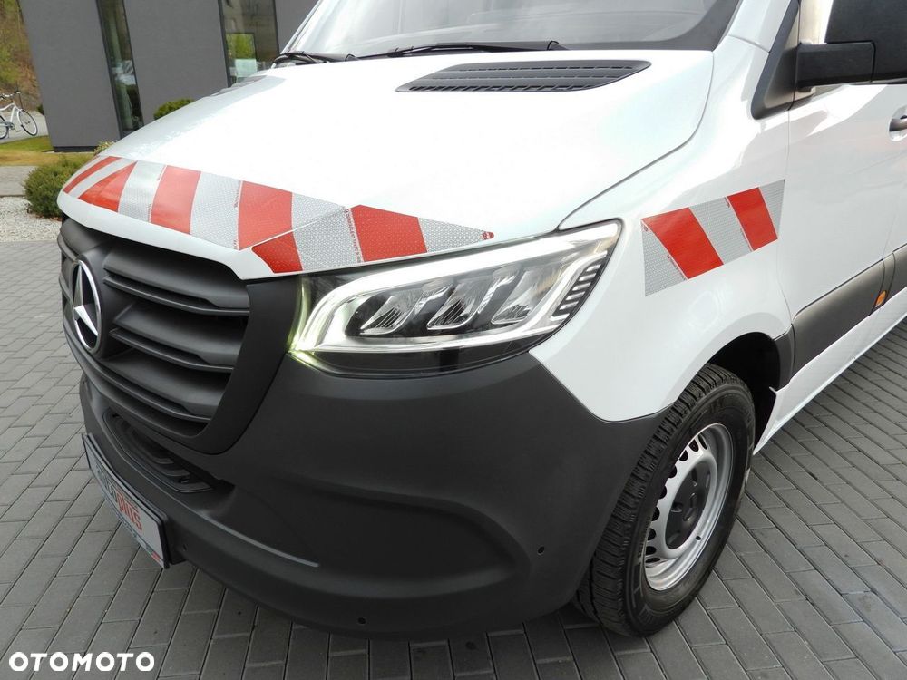 Mercedes-Benz SPRINTER 316 BRYGADÓWKA  6 MIEJSC TEMPOMAT NAWIGACJA LEDY AUTOMAT  KLIMATYZACJA  160KM - 19