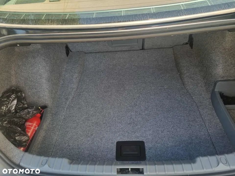 BMW Seria 3 325i - 21